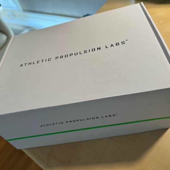 APL TechLoom Bliss (US7) - Picture 5 of 5